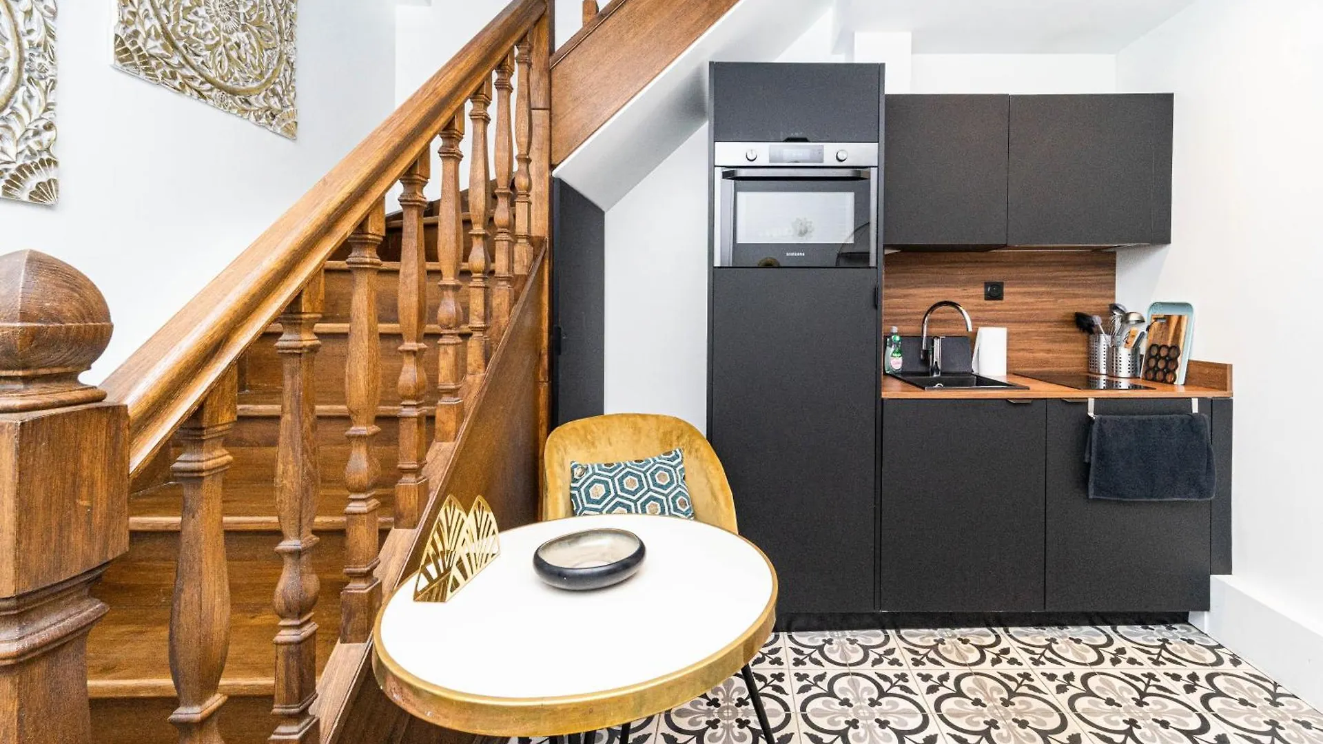 Appartement Pick A Flat'S Apartement In Place Des Vosges - Rue Saint-Gilles Parijs